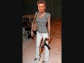 Arnold prank calls at&t