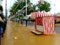 Feria de Sevilla , 8/4/2008 D�a de lluvia 1