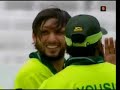 Afridi traps Paul Collingwood lbw