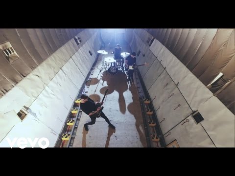 Independent Drama: Skies (Music Video)