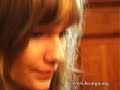 finir l'ann�e avec les douceurs de cocoon, en commencer une nouvelle avec la douceur des m�lodies sucr�es et jamais �coeurantes de ce duo. les chansons de cocoon me rappellent ces sucettes qui en leur coeur recelaient une friandise petillante, acidul�e qui claquaient sur le palais. ici les paroles peuvent se montrer noires, tr�s noires... un m�lange des saveurs comme on les aime. comme l'ann�e 2008 va nous en reserver, on l'esp�re, � nous tous, � vous tous...

bonne ann�e de la part de tout l'�quipage du cargo...

www.myspace.com/listentococoon

www.lecargo.org
