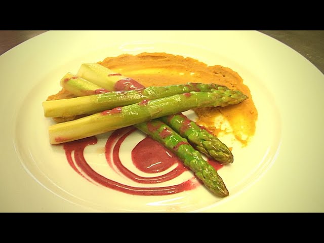 Sautierter grüner Spargel