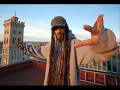 yeeeeeaaaaaaaiiiiiiiiiiiiiiiiiiiii, yea-a-a-a-a-a-a-a-ay, 
sarkete sound system dedica a los buenos corazones 
que no enga�an y saben que por ahi, 
son todos clones, chanos, cutres, putas y cabrones, 
judas, tretas, malas intencioneeees, 
trones, tronos, 
mucha tentacion, babylon, 
es pura seccion de la accion, 
que presencia una acci�n coraz�n de progres, 
problems, mas progres, pu�ales y estacas, 
vacas flacas, bellacos y bellacas, 
mother fuckers, todos van de macaaaaaaaaaas... 
asi que deja de pensar en nada y ponte a luchar, 
porque si no no vamos a avanzar, 
ponle musica al corazon, metele selektah, 
sharkete sound system va, vamonos pa ya, 
hijos de putaaaa, a por todos esos que son todos 
clones, chanos, cutres, putas y cabrones, 
judas, tretas, malas intencioneeees, 
trones, tronos, 
mucha tentacion, que pone babylon al alcanze, 
de cada seccion de tu corazon, 
por cada minuto de contemplacion, 
se crea adiccion, 
se te pone ambicion, 
y encima pretenden robarte ilusion, 
en esta ocasion, 
a mi televesion 
no me puede crear mucho, yo no presto atencion, 
la mision, babylon, religion y opresion, 
condicion, no puedes tener ni una ilusion, 
te transforman, todo lo reforman 
ya tienen la horman 
si que no la adornan 
luego, claro cojen crian la psicosis 
que tubo normal, y es que casi es normal 
tus bienes estorban, puntillos encorban, 
pa seguir la norma, moldean la forma, 
la gota que colma, 
pampetepampetepanpete claro que es normal que luego pongan bomba 
que a casa de guardia civil llego la onda 
mientras los ni�os estaban jugando a comba, 
el combate ya ha comenzado, y va a ser gorda, 
atentos al leon y a la mision de la anaconda, 
que se prepare el pueblo para el mortal kombat, 
preparados pa 90� a la sombra, 
sabes que siempre te han tratado como una alfombra, 
pero ya esta bien, que les den, se queden con sus malditas obras, 
que nada tengo que perder, 
que no todo es tan complicao, 
que nada tengo que temer, 
mientras el buen hacer y bondad, no me dejen tirao, 
por eso te traigo el ragga pantomix, ey metele selektah, 
aqui estamos no penele chi ta la peta�e la coba la cari del chuque pa tu bul ja, blastah fury 
porque son todo clones, chanos, cutres, putas y cabrones, 
judas, tretas, malas intencioneeees, 
trones, tronos, 
mucha tentacion, 
pero tu ten retitud campeonn...