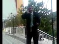 SELAM? ADL?YEN?N �N�NDE SELA �EK?YOR