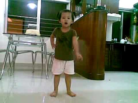 Con buom trang 2