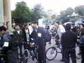les cyclistes iraniens messagers de la paix1