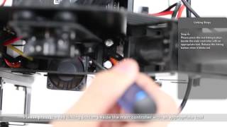 Linken remote controller met de drone (Engels)