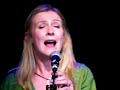 Mair�ad N� Mhaonaigh - \"D�n Do Sh�il/Close Your Eyes\"