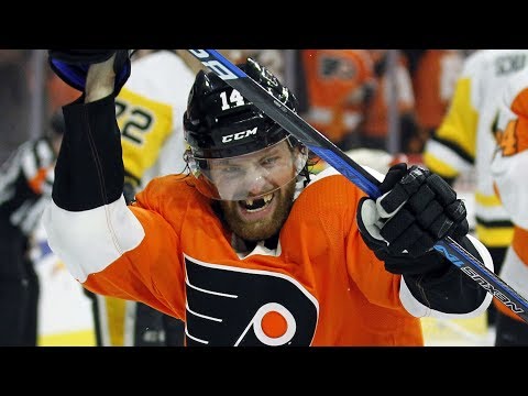 Flyers' Couturier gets five points, three goals on torn MCL
