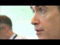 videos de Dave and Darrin, serious characters