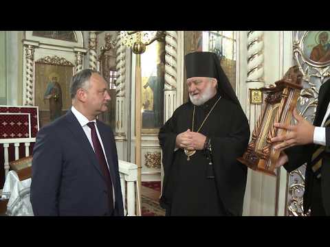 Președintele Igor Dodon a vizitat biserica Sfinții Arhangheli Mihail și Gavriil din satul Slobozia Mare