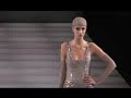 la sfilata di giorgio armani per milano moda donna.
tutto sul pr�t � porter autunno inverno 2007 2008 nel sito di donnamoderna.com http://www.donnamoderna.com/sfilate

giorgio armani runway show at milan fashion week (fall/winter 2007 ready-to-wear collection).
looking for runway photos and videos? go deeper at http://www.donnamoderna.com/sfilate

video credits: paolo pucci