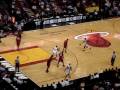 jamal magloire with the slam after nice pass from dwayne wade!!!