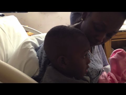 how to help baby discover hands