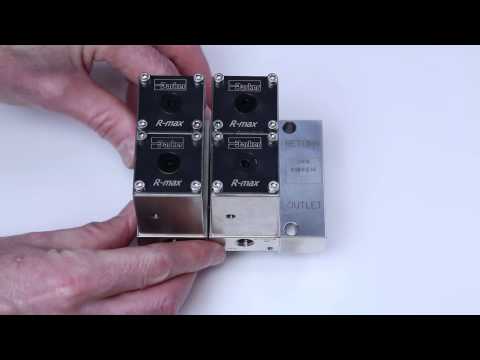 how to bleed air from hplc pump