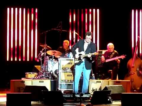 Vince Gill - 11/03/2011