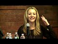 vassar alumna and trustee lisa kudrow '85 gave an interview to a packed hall this spring, answering questions about how vassar has changed since she was a st...