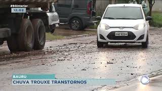 Chuva agrava situação de rua na Vila Engler em Bauru