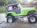 Jeep Willys V-8 nadando em a�ude Jasi
