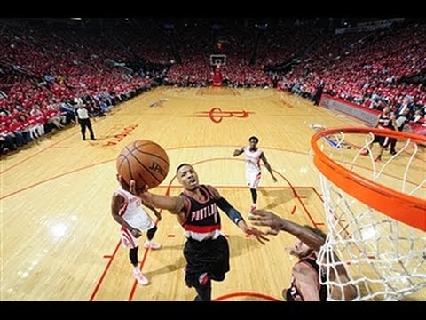 Video: Damian Lillard Drops 31 in First Career Playoff Game