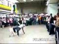Breakdancer-knocks-o