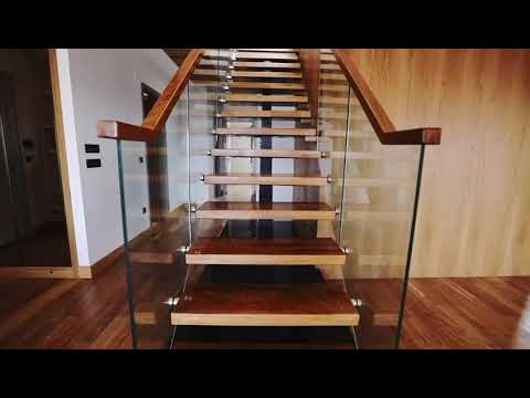 CADDEBOSTAN SAHİL KAPANMAZ DENİZ MANZARALI SATILIK 4+2 