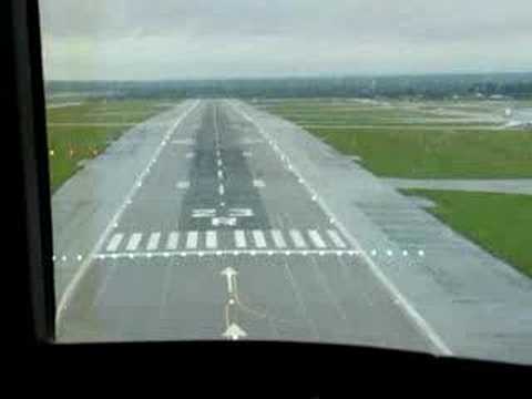 Aeroplane landing