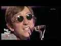 the korgis-if i had you 
the other day i saw you walking
you looked as pretty as a peach
you looked so near
but yet somehow
you're out of reach

i could change the world
if i had you
i could change the world
if i had you

my daddy told me not to worry
he said: 