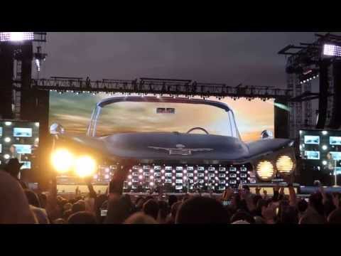 Bon Jovi - You Give Love A Bad Name (LIVE VIENNA 2013)