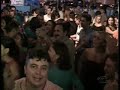 waldick soriano, nascido na bahia, filho de manuel sebasti�o soriano, comerciante de ametistas no distrito de brejinho das ametistas, em sua cidade natal. fato marcante de sua inf�ncia foi o abandono do lar pela m�e, a quem era muito apegado.

em caetit� viveu sua juventude, sempre bo�mia, at� um incidente num clube local, que o fez buscar o destino fora da cidade. desde muito novo era um inventerado namorador e aventureiro e, seguindo o caminho de muitos sertanejos, foi tentar a vida em s�o paulo

antes de ingressar na carreira art�stica, trabalhou como lavrador, engraxate e garimpeiro. apesar das dificuldades, conseguiu se tornar conhecido nos anos 50 com a m�sica 