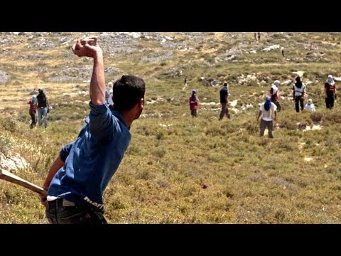 Palestinians - Watch the Guardian/Young Vic's short film Bed Trick here http://vid.io/xlK Jewish settlers attack Palestinians in the West Bank Subscribe to the Guardian HER...