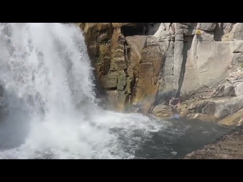 Stockton Diver Juan Heredia trova tre escursionisti mancanti in cascata | Notizie FOX40 Stockton Diver Juan Heredia trova tre escursionisti mancanti in cascata | Notizie FOX40