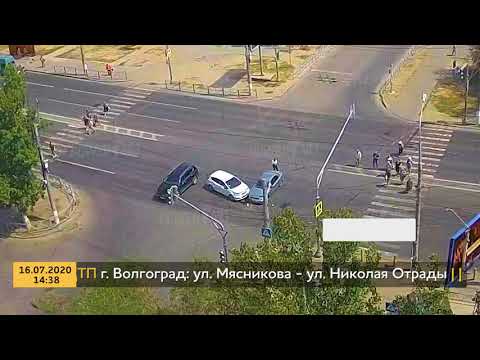 ДТП (авария г. Волгоград) ул. Мясникова - ул. Николая Отрады 16-07-2020 14-38
