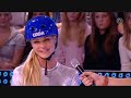 h�l i v�ggen s01e01 [del 1/3]

i det r�da laget t�vlar felix herngren, bj�rn gustafsson och henrik schyffert. i det bl� laget t�vlar linda rosing, alexander ervik och bobby oduncu.
programledare: johan pettersson

tips: se videon p� 