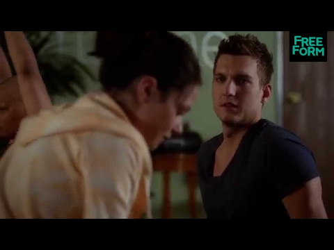 peek - Leo and April chat during yoga class at the cancer support group. Watch all new episodes of Chasing Life, Tuesdays at 9/8c, only on ABC Family! Download the WATCH ABC Family app & watch Chasing...