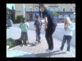 pum springt herum
