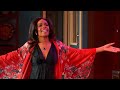 michelle williams performs 