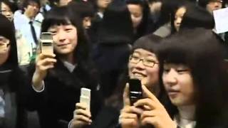 090211 Yoona (SNSD) High School Graduation 1