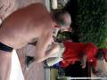 videos de GUIRI  BORRACHO EN CLASE DE AQUAEROBIC.MPG