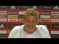 Bastian Schweinsteiger �ber die Topmodel... (=