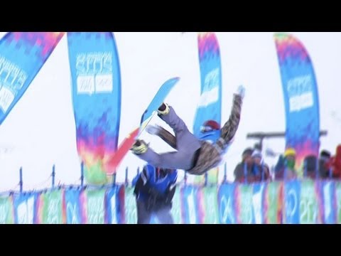 Awesome displays in the qualifying round! - Innsbruck 2012 Men's Snowboard Halfpipe
