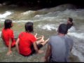 aku, dan mereka yg ikut arus deras (^_^)