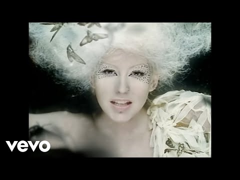 Christina Aguilera - Fighter