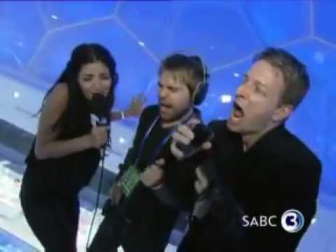 Top Billing crew outtake in China 