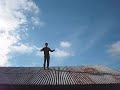 \"On The Roof\" Some diabolo tricks \"On The Roof\" Some diabolo tricks