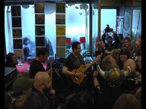 Youtube-videoupotus, klikkaa nähdäksesi!