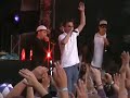 Von den Lyrics her ein sehr geniales Lied, was sicher so manches Gefühlsleben von einem beschreibt.Was einen nur ärgert, das die Beatfabrik(unter anderem Prinzi Porno, Kid Kobra, Smexer etc.) jetzt einen total anderen Stil verfolgen als früher, dennoch aber gut.Hört trotzdem rein!
