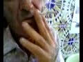 BERRO apura el cigarrilo