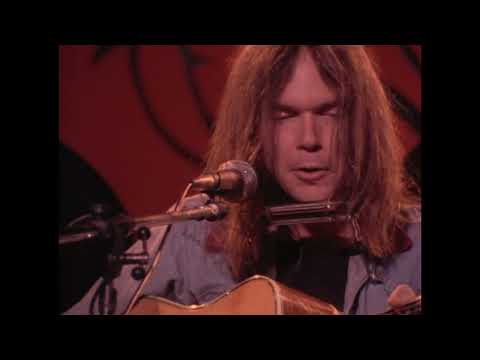 Neil Young urges Americans to 'rise up' in new editorial criticizing Trump