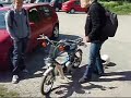 Knud on moped Knud on moped
